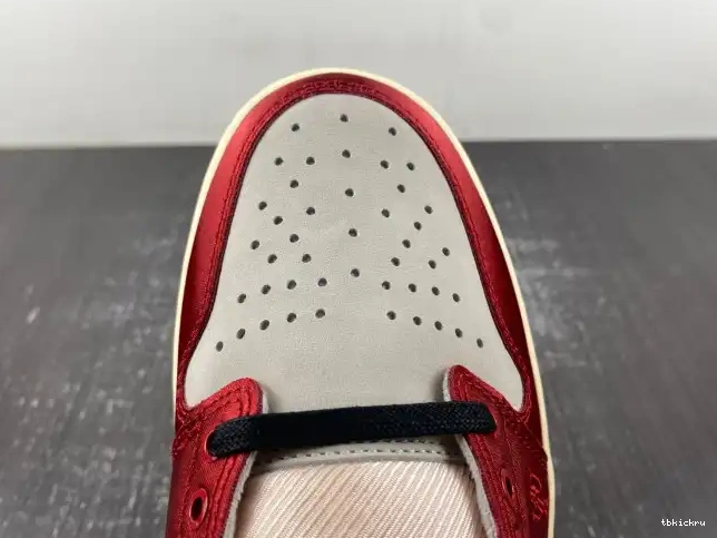 Rep TBkick OG Low 1 x Room Trophy Away Air Jordan FN0432-100 0622
